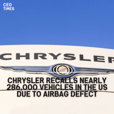 Chrysler has begun a recall of about 286,000 vehicles in the United States following the discovery of a manufacturing issue.